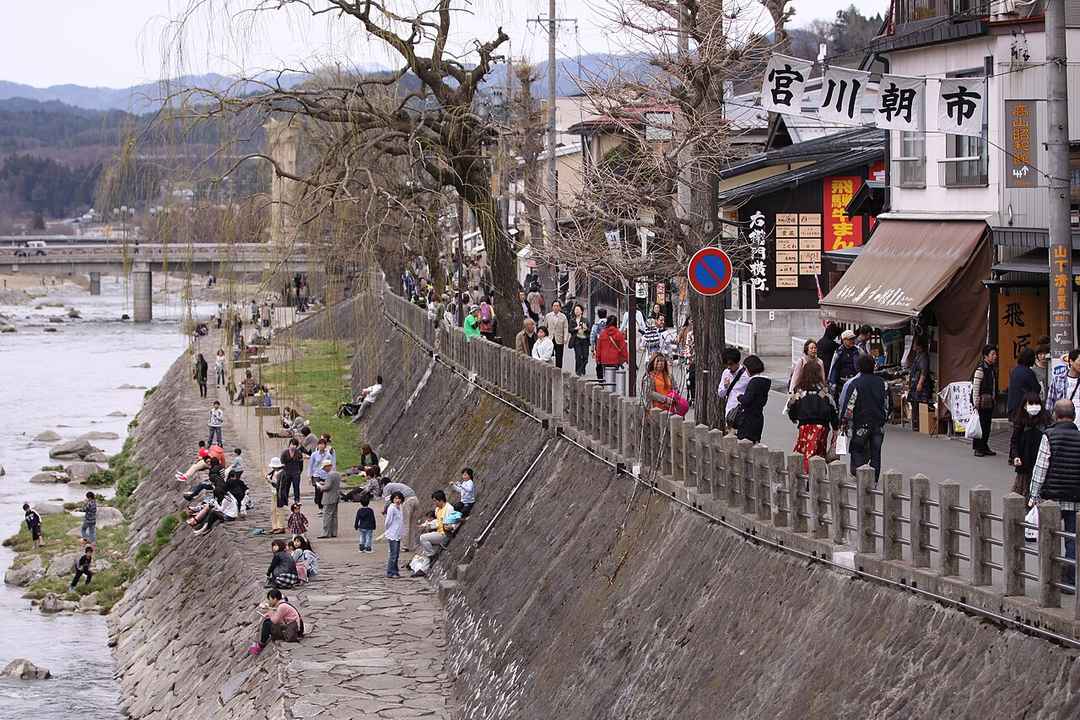 宮川朝市