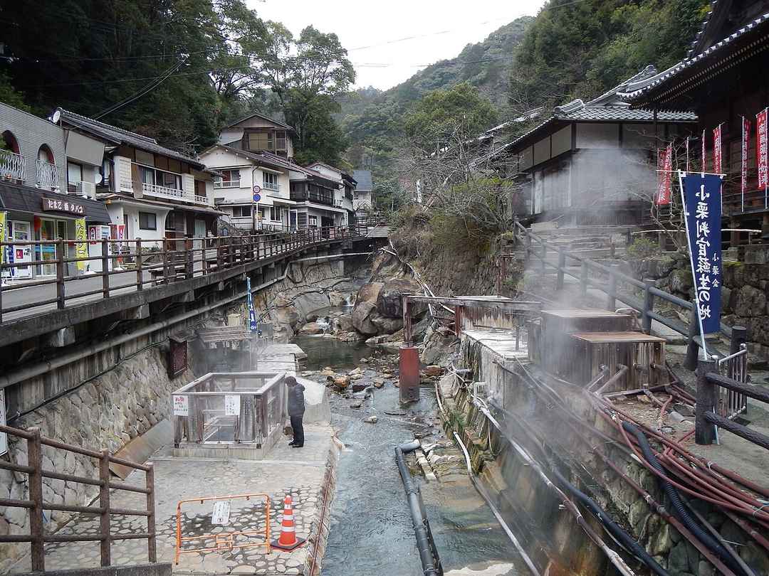 湯の峰温泉