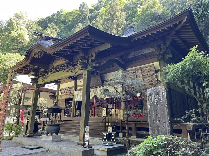 水潜寺