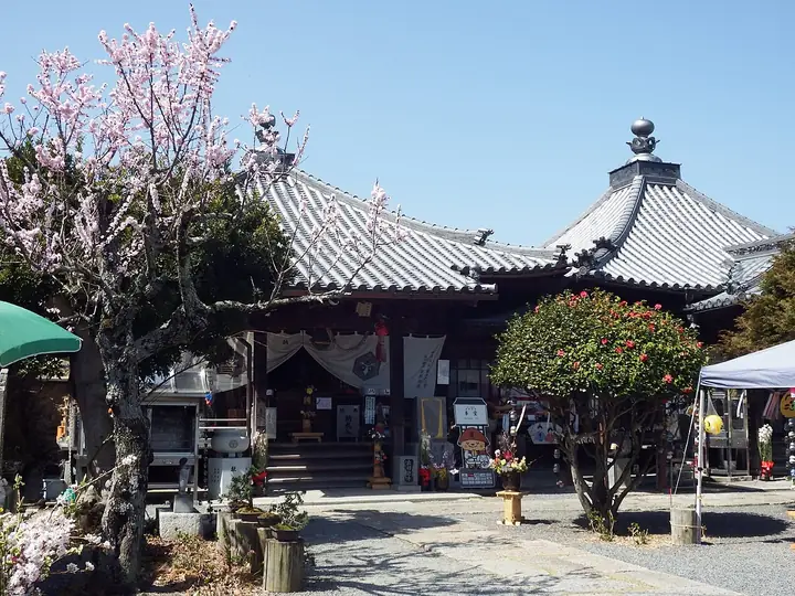 出釈迦寺