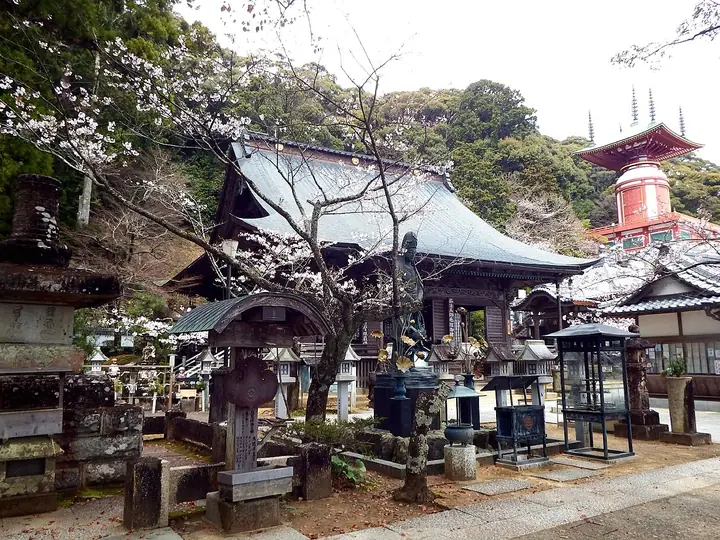薬王寺