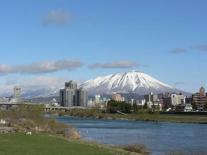 岩手山